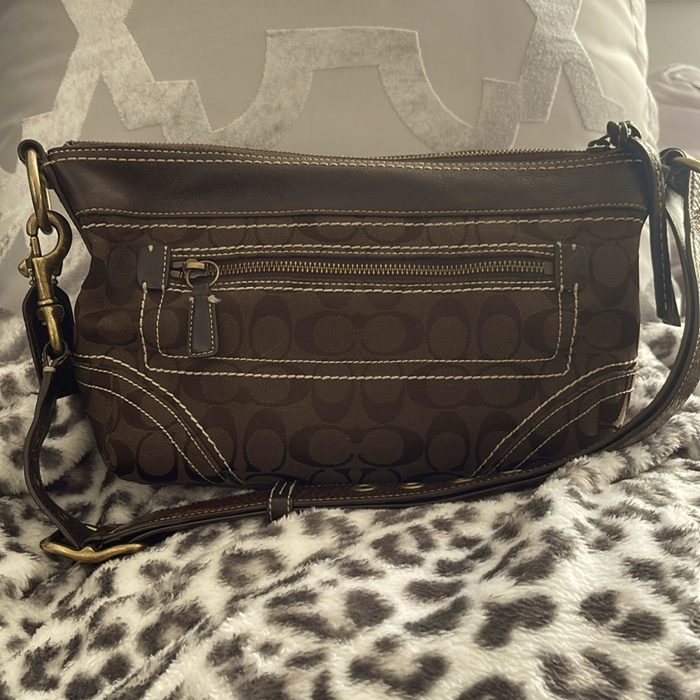 Coach Purse - Brown - Gold Hardware